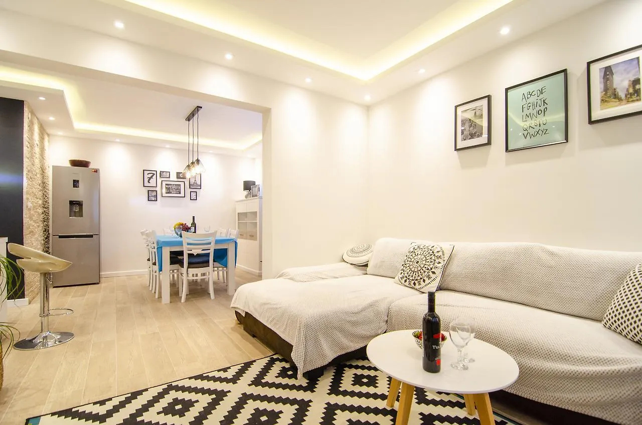 Amazing Luxury Apartment In 스플리트